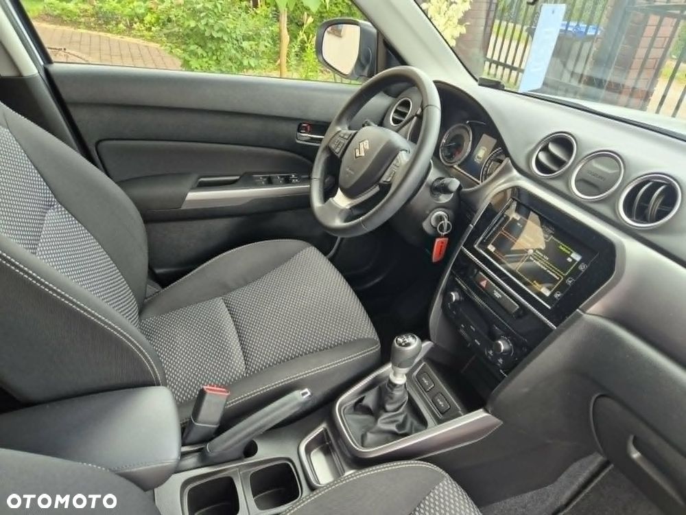 Suzuki Vitara - 10