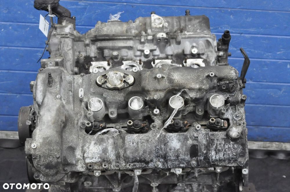 BMW 7 F01 F02 F10 F11 F12 4.4 V8 SILNIK N63B44A - 9