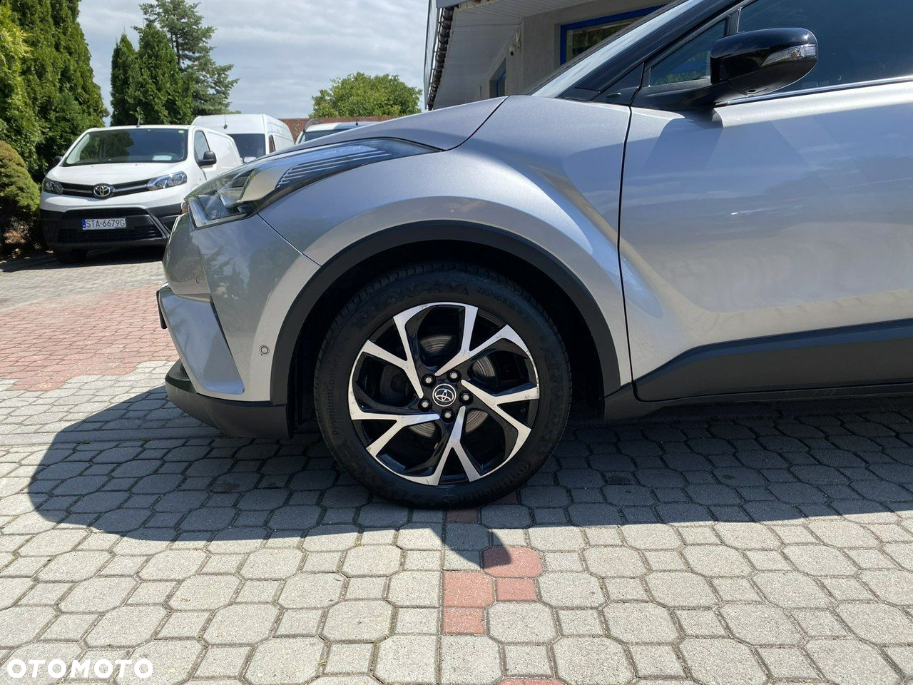 Toyota C-HR - 9