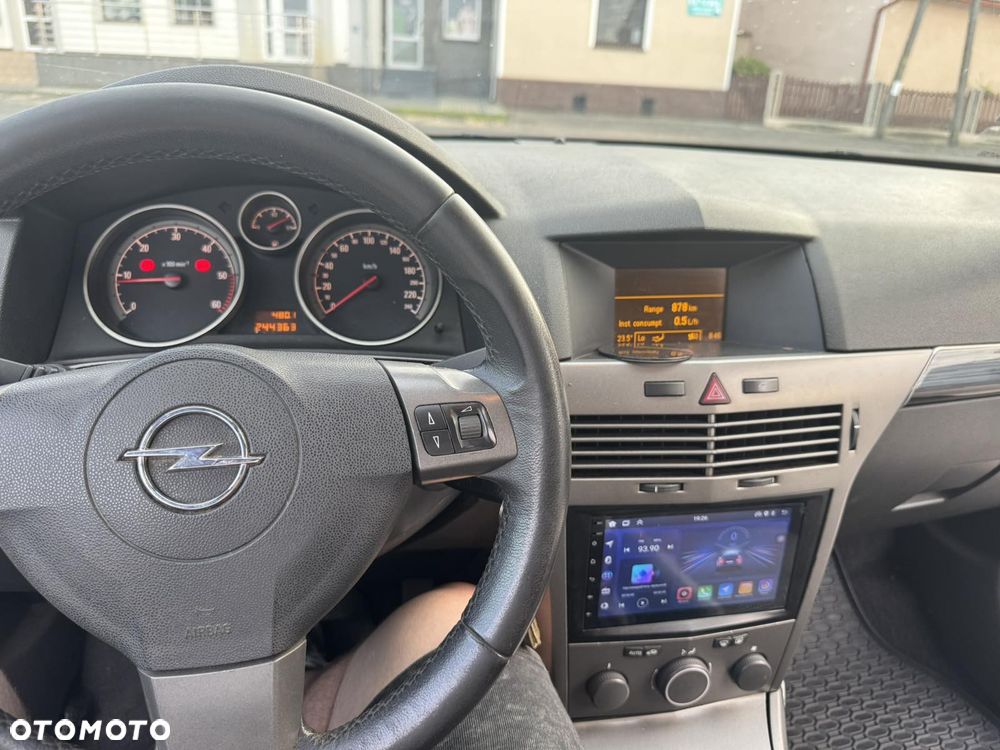 Opel Astra 1.9 CDTI Cosmo - 13