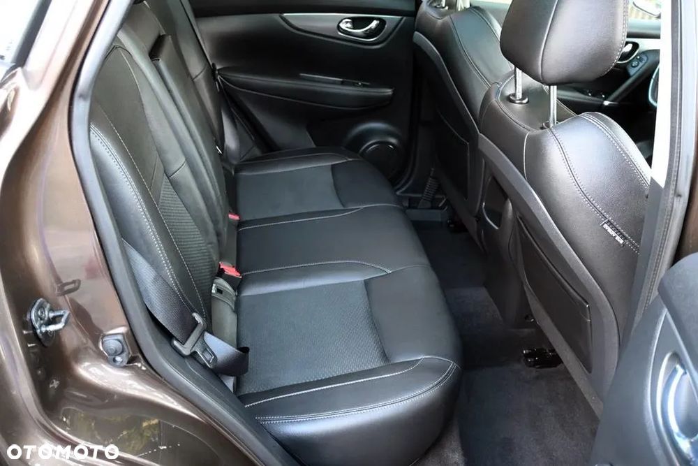 Nissan Qashqai 1.2 DIG-T Xtronic TEKNA+ - 29