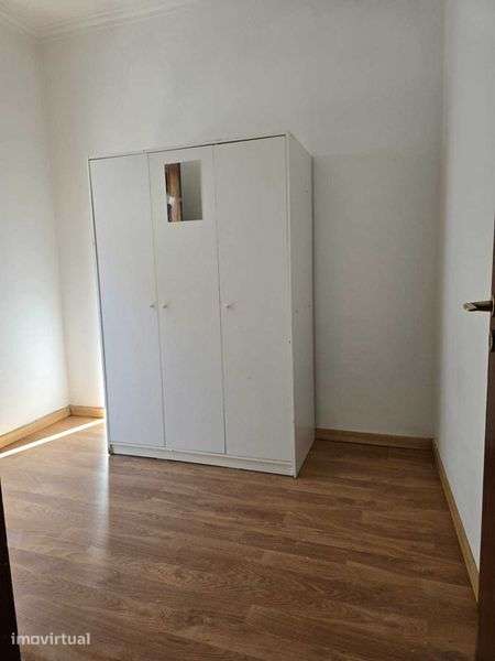ARRENDA-SE CASA T2 em Guifões - matosinhos - Grande imagem: 3/12