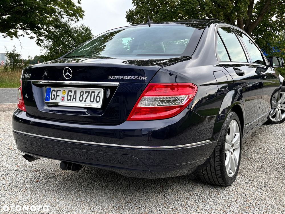 Mercedes-Benz Klasa C 180 Kompressor Avantgarde - 28