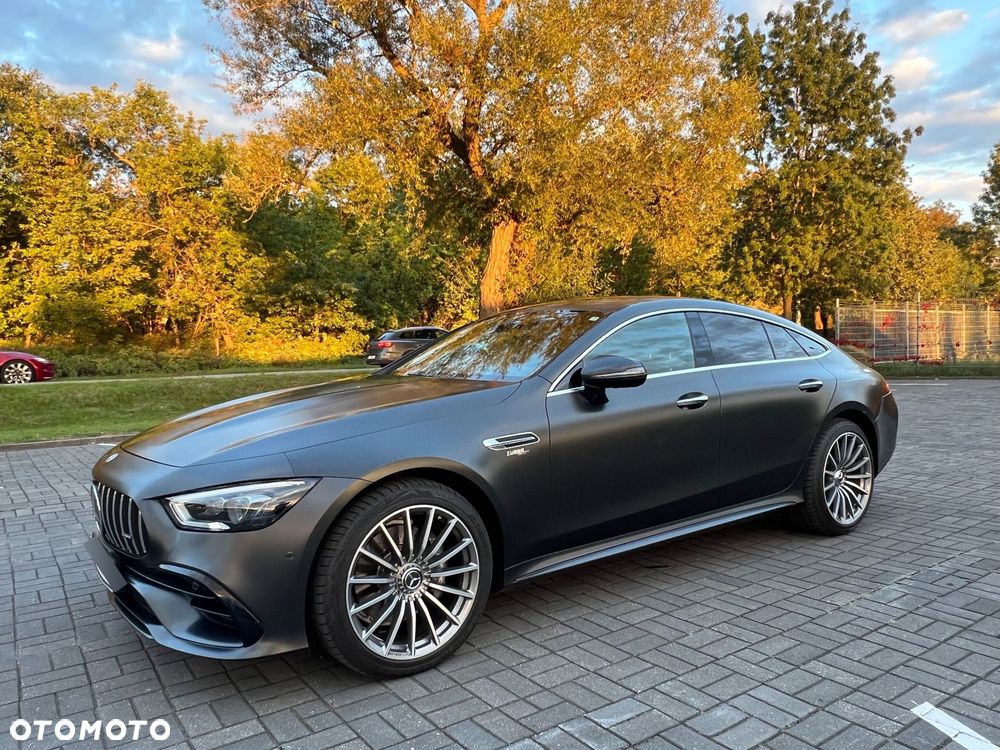 Mercedes-Benz AMG GT 43 4-Matic+ - 37
