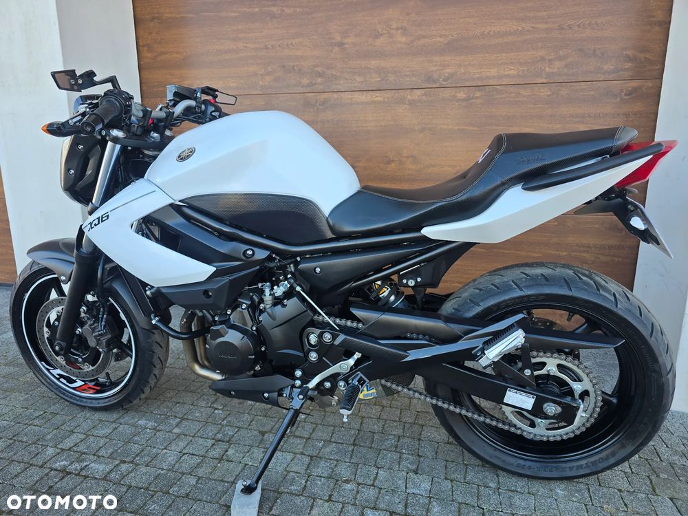 Yamaha XJ - 9