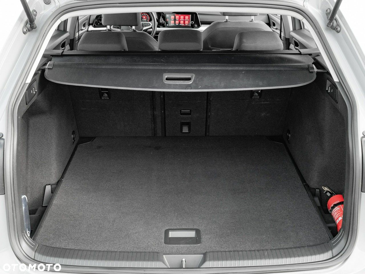 Volkswagen Golf VIII 1.5 TSI EVO Life - 28
