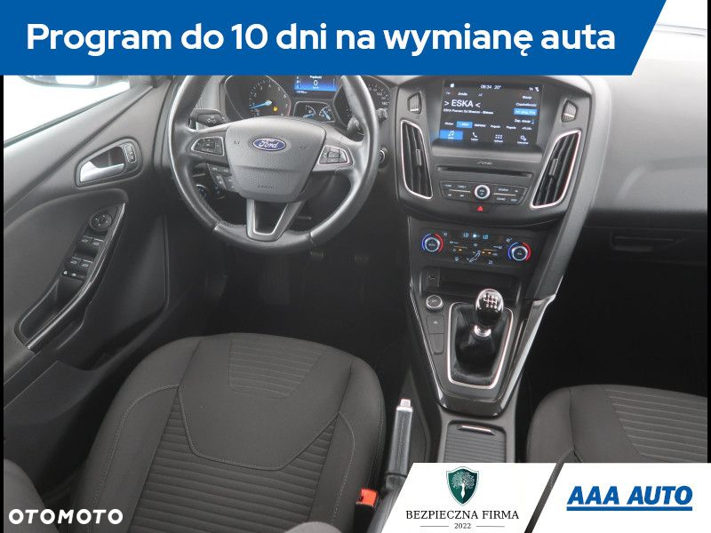 Ford Focus - 8