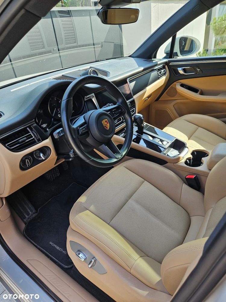 Porsche Macan - 11