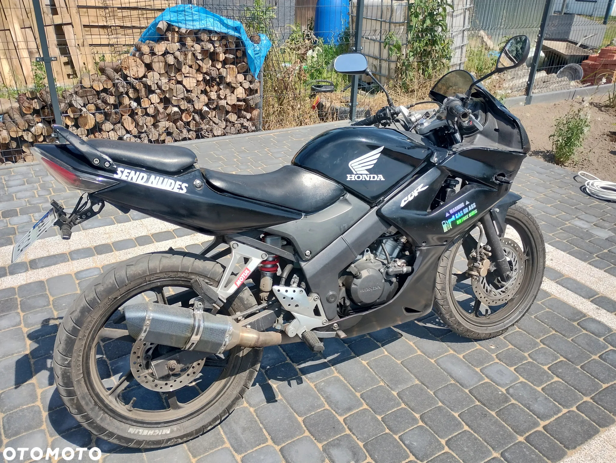 Honda CBR - 3