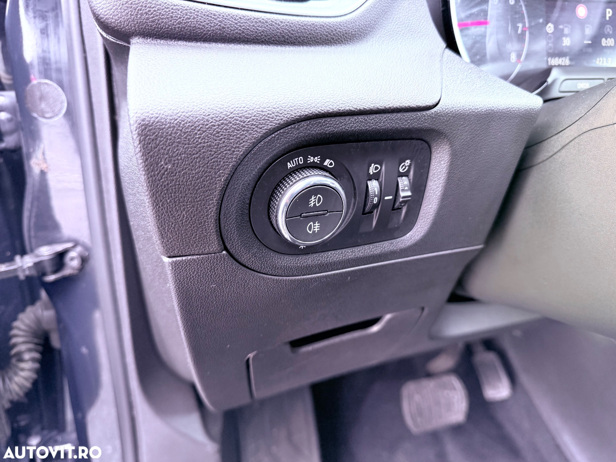 Opel Grandland X 1.2 Start/Stop Automatik INNOVATION - 24