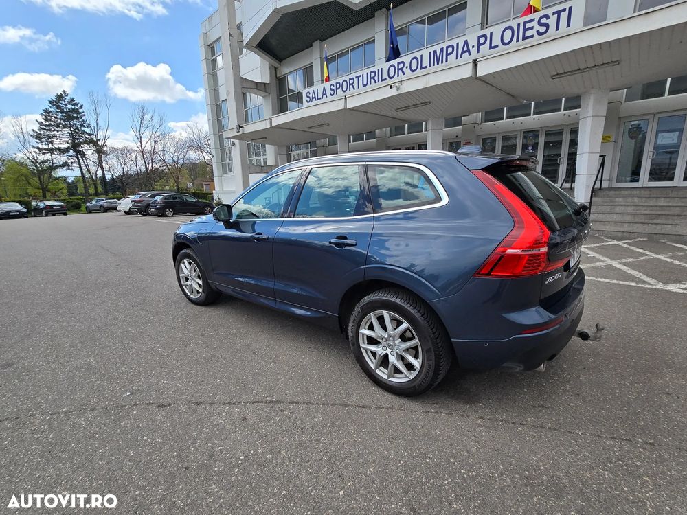 Volvo XC 60 T8 Twin Engine AWD Geartronic Momentum - 3