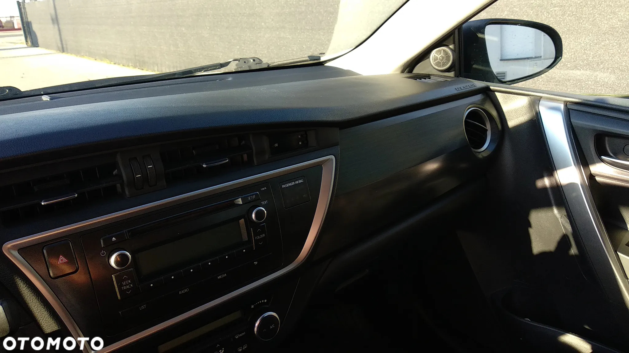 Toyota Auris 1.33 VVT-i Life - 15