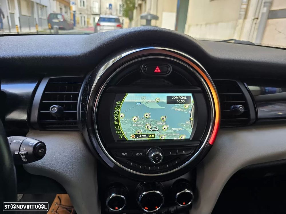 MINI 3 Portas Cooper D - 18