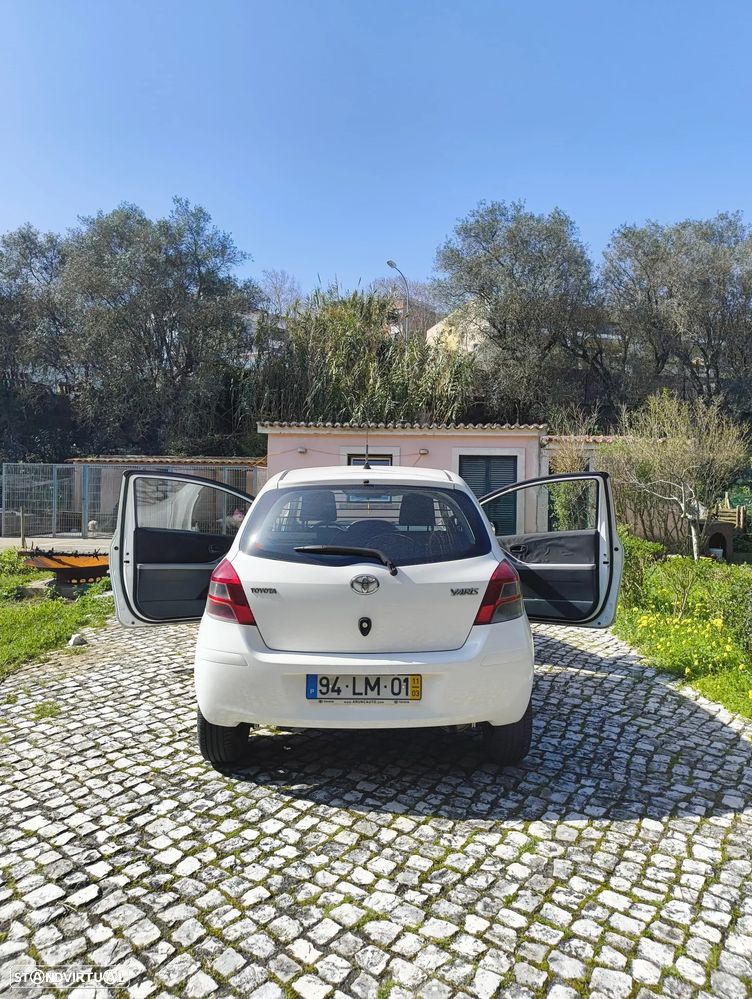 Toyota Yaris 1.4 D-4D - 7