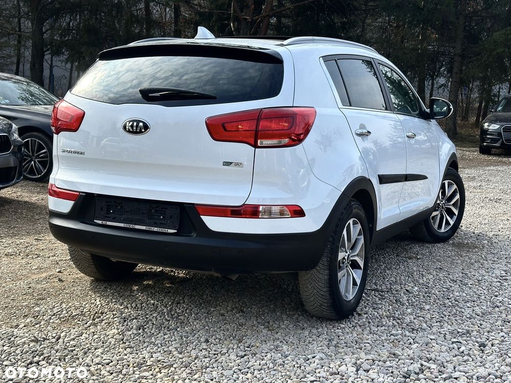 Kia Sportage 1.6 GDI 2WD ISG Dream-Team Edition - 6