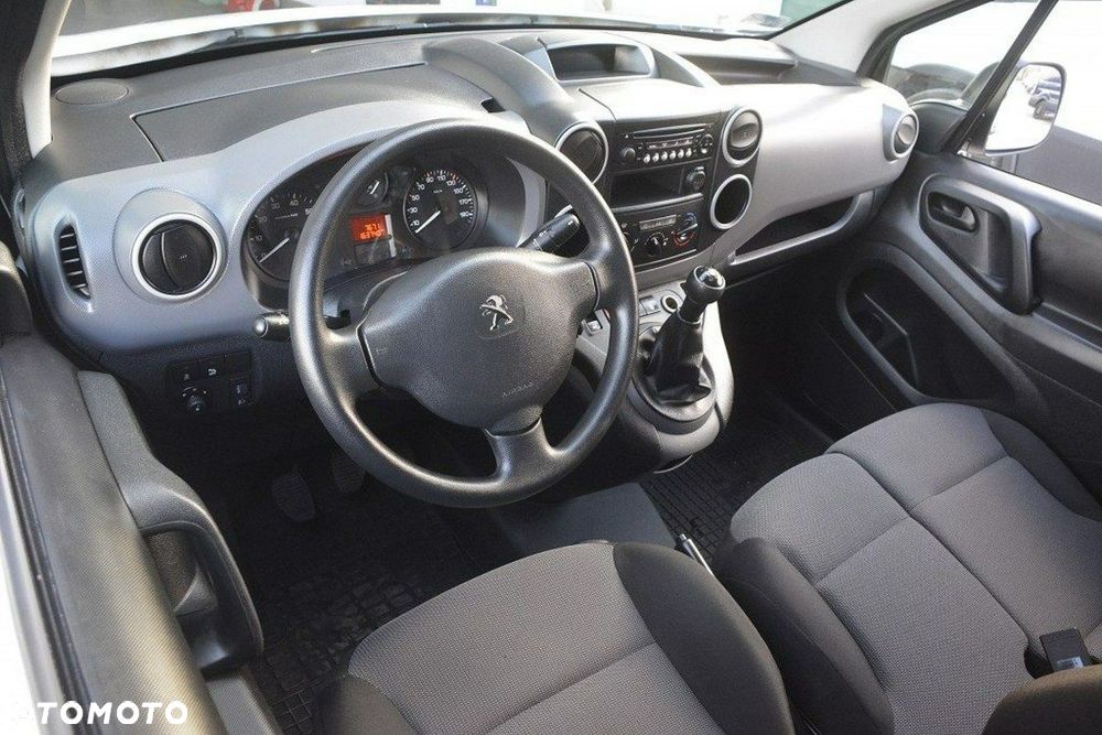 Peugeot Partner - 11