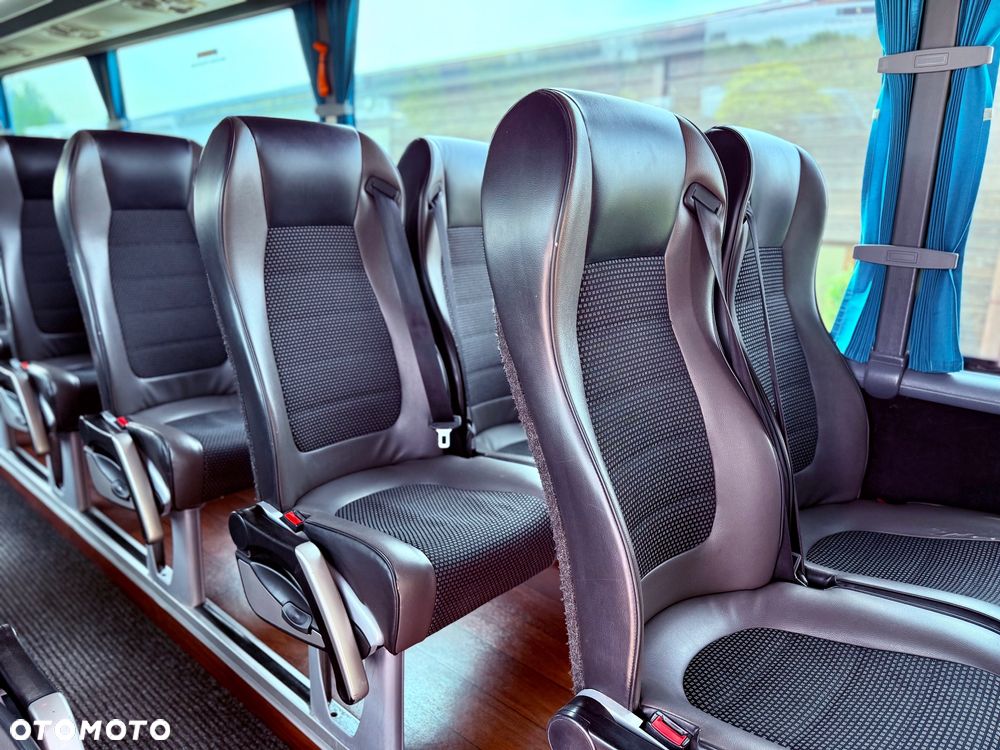 Mercedes-Benz Atego Unvi - 11