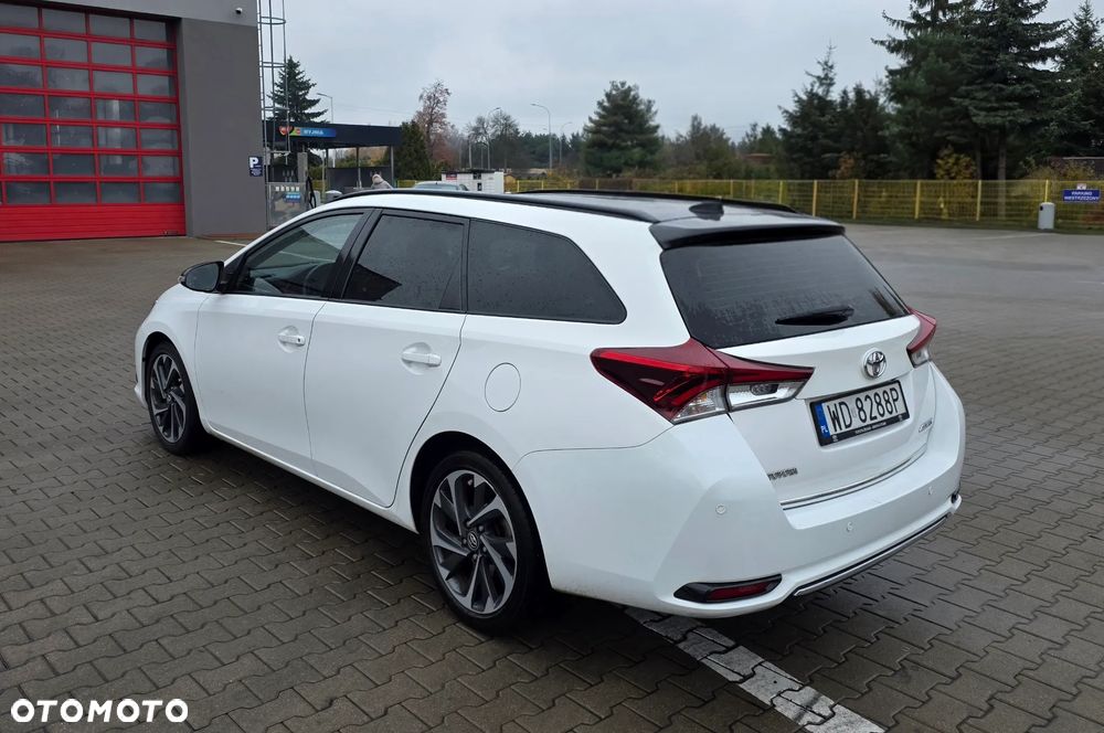 Toyota Auris 1.4 D-4D Comfort - 3