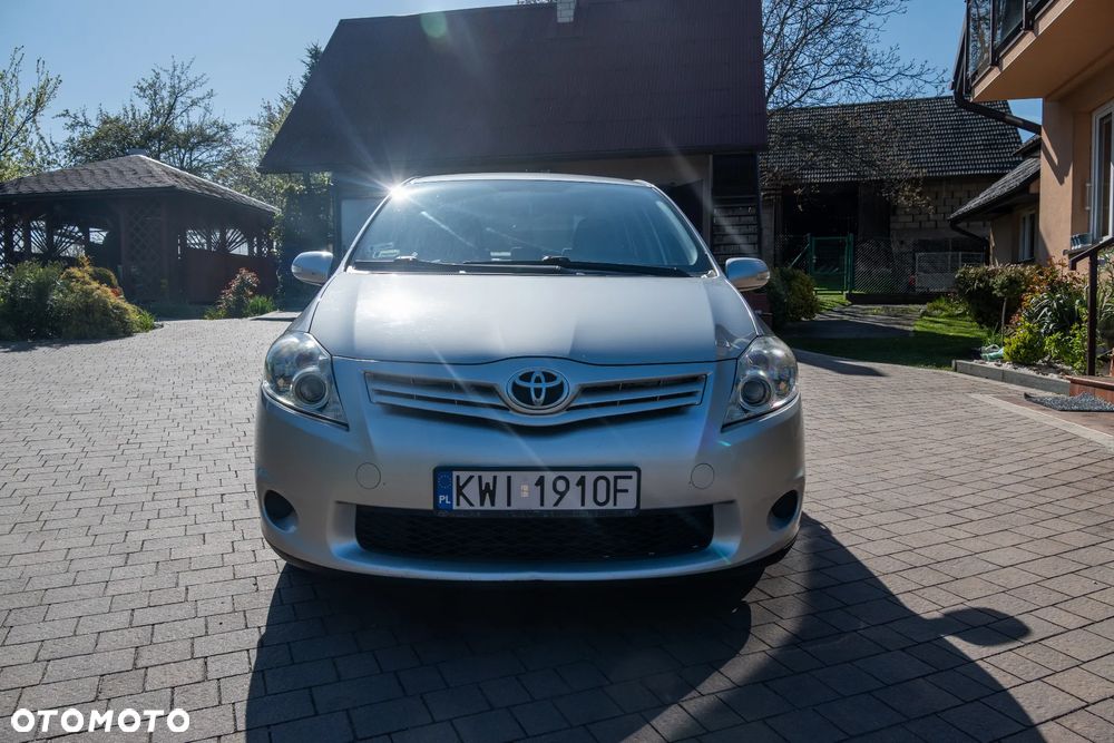 Toyota Auris - 3