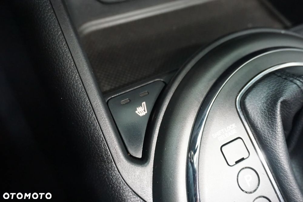 Kia Sportage 2.0 CRDI 4WD Automatik Spirit - 35