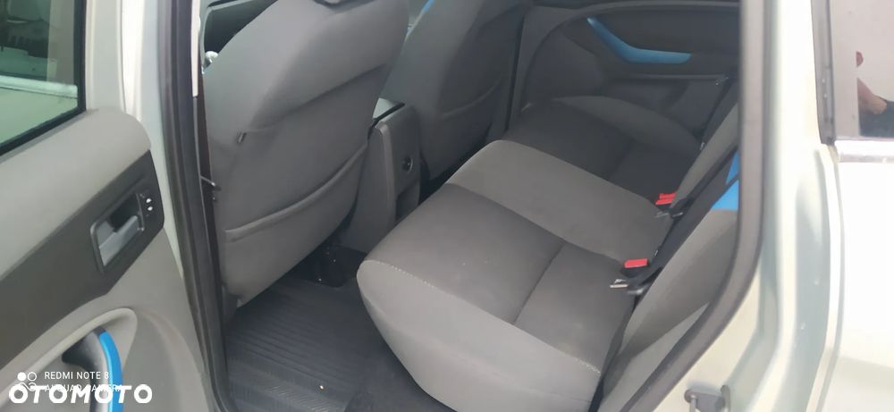 Ford Kuga 2.0 TDCi Trend - 9