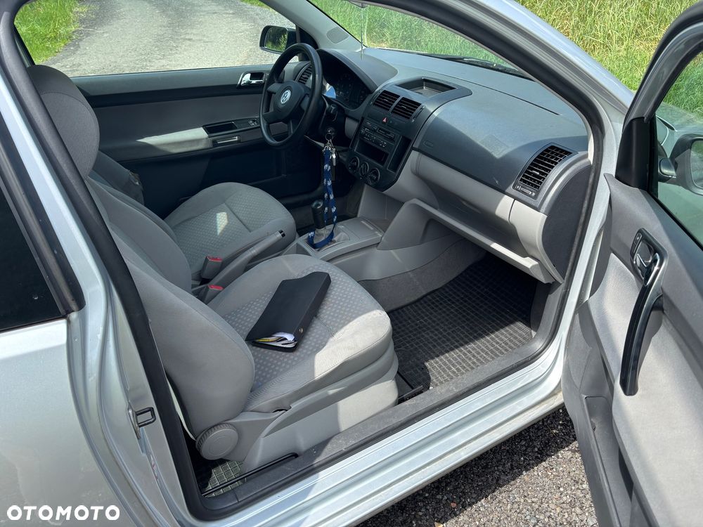 Volkswagen Polo 1.2 - 12