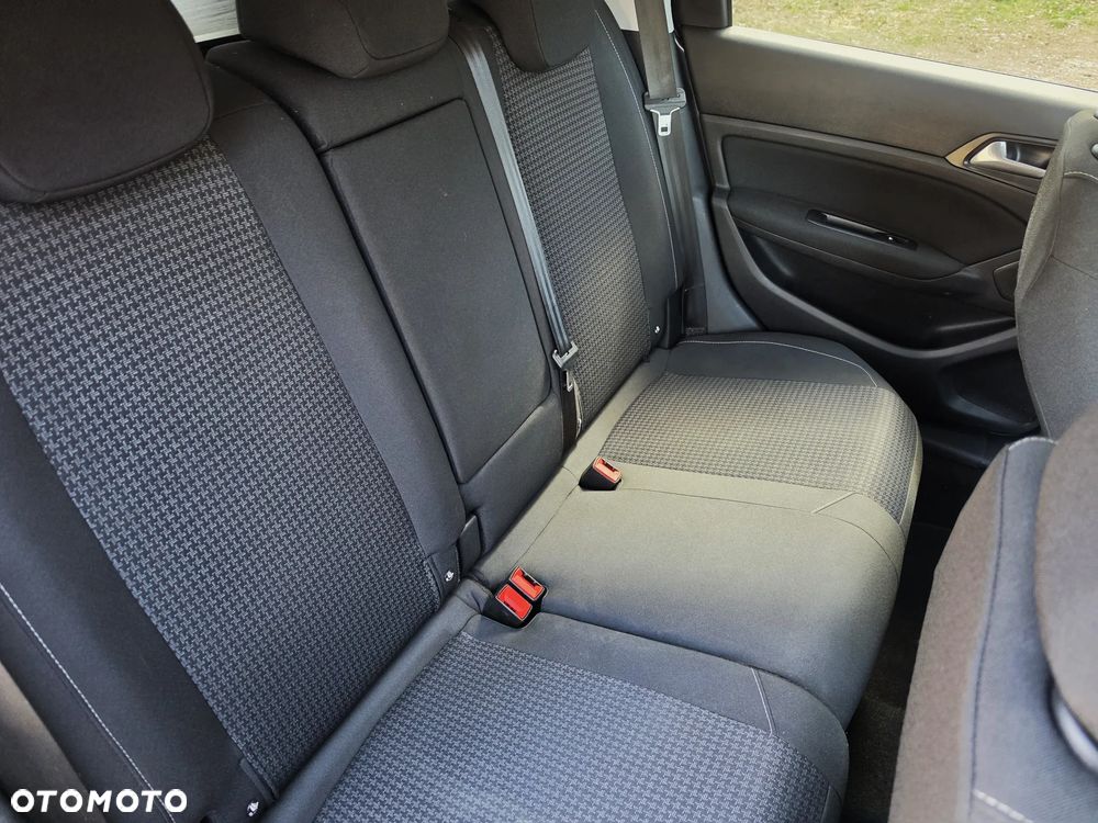 Peugeot 308 BlueHDi 130 EAT8 Stop & Start Allure Business-Paket - 16