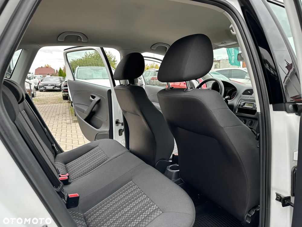 Volkswagen Polo - 23