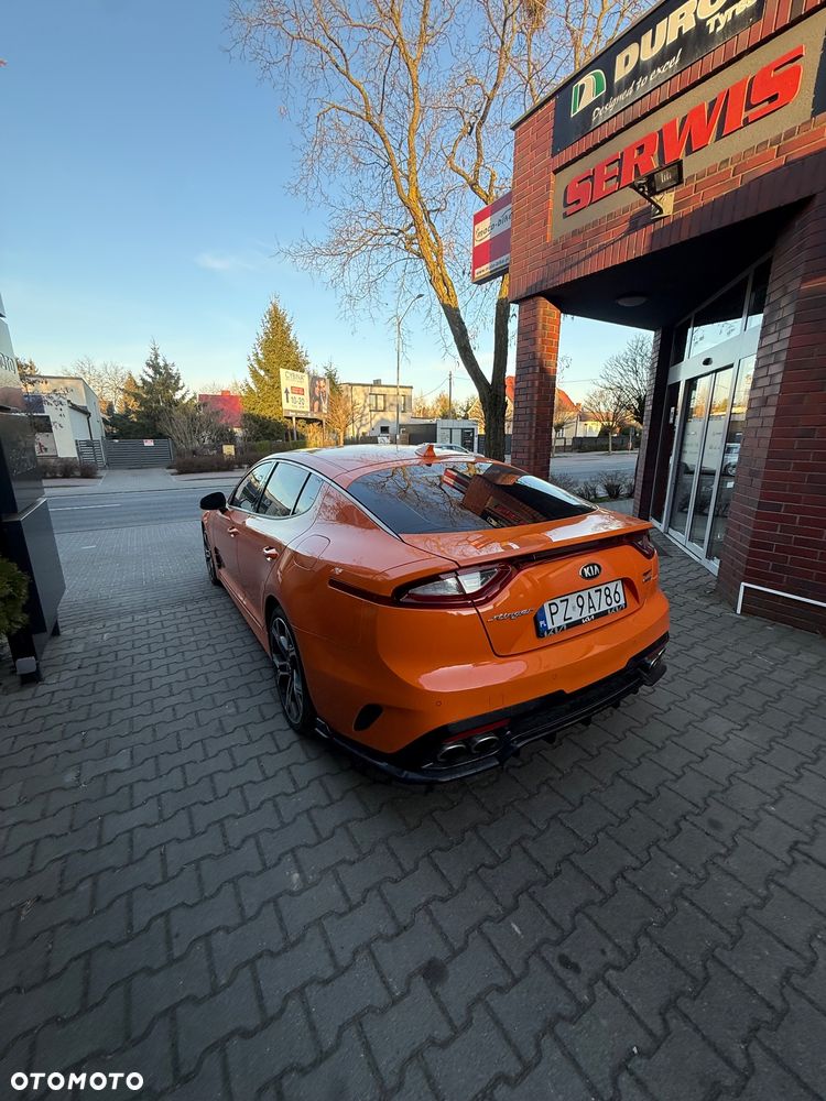 Kia Stinger 3.3 T-GDI AWD GT - 9