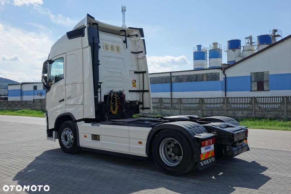Volvo FH 500 GLOBETROTTER / EURO 6 / STANDARD / AUTOMAT / KLIMATYZACJA POSTOJOWA / LODÓWKA - 7