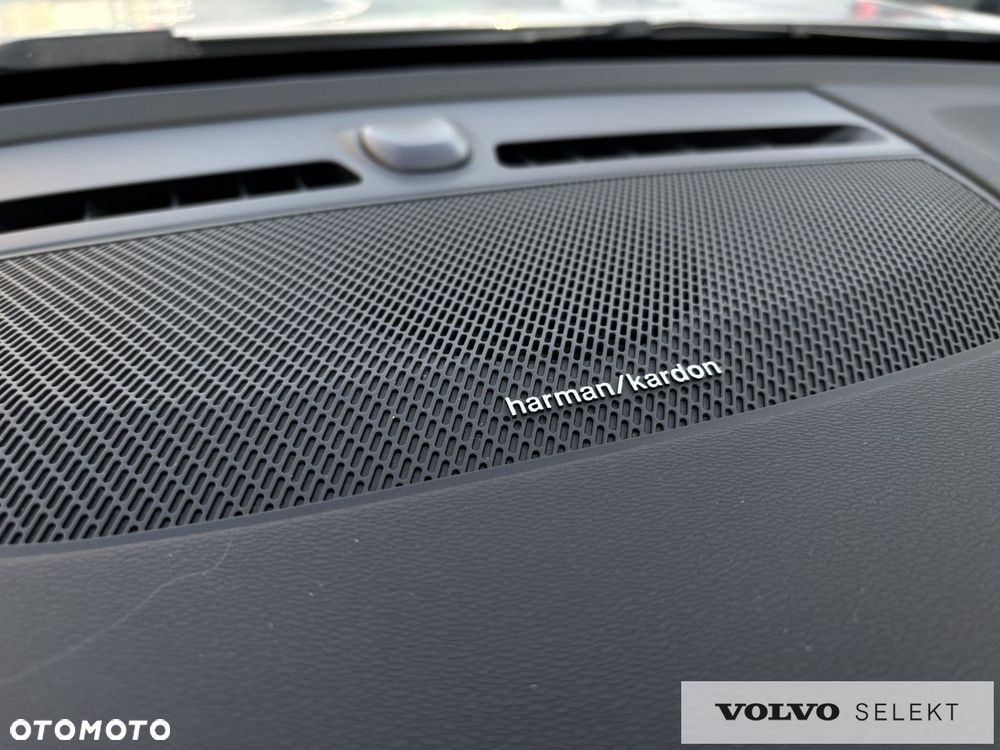 Volvo XC 40 - 23
