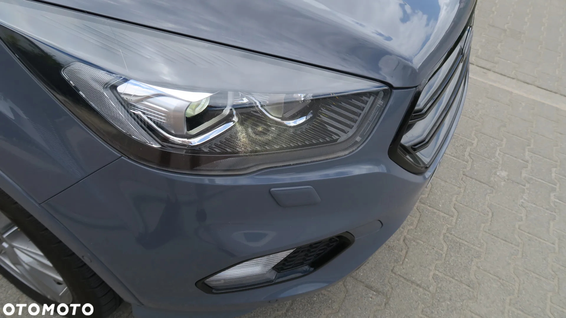 Ford Kuga - 12