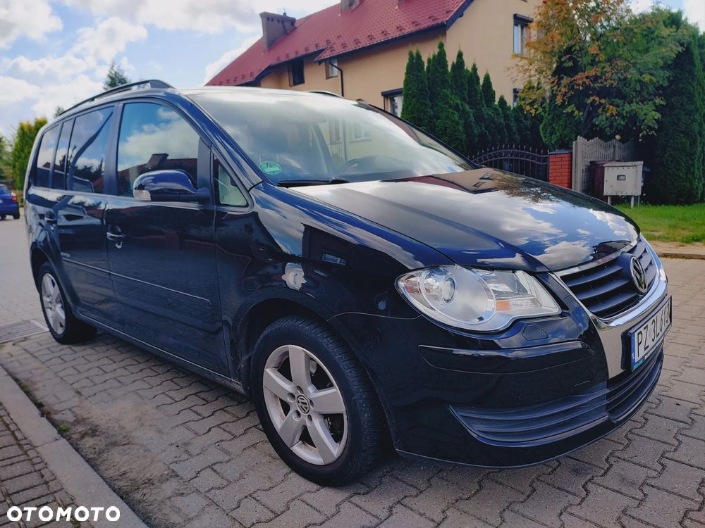 Volkswagen Touran 1.6 Trendline - 1