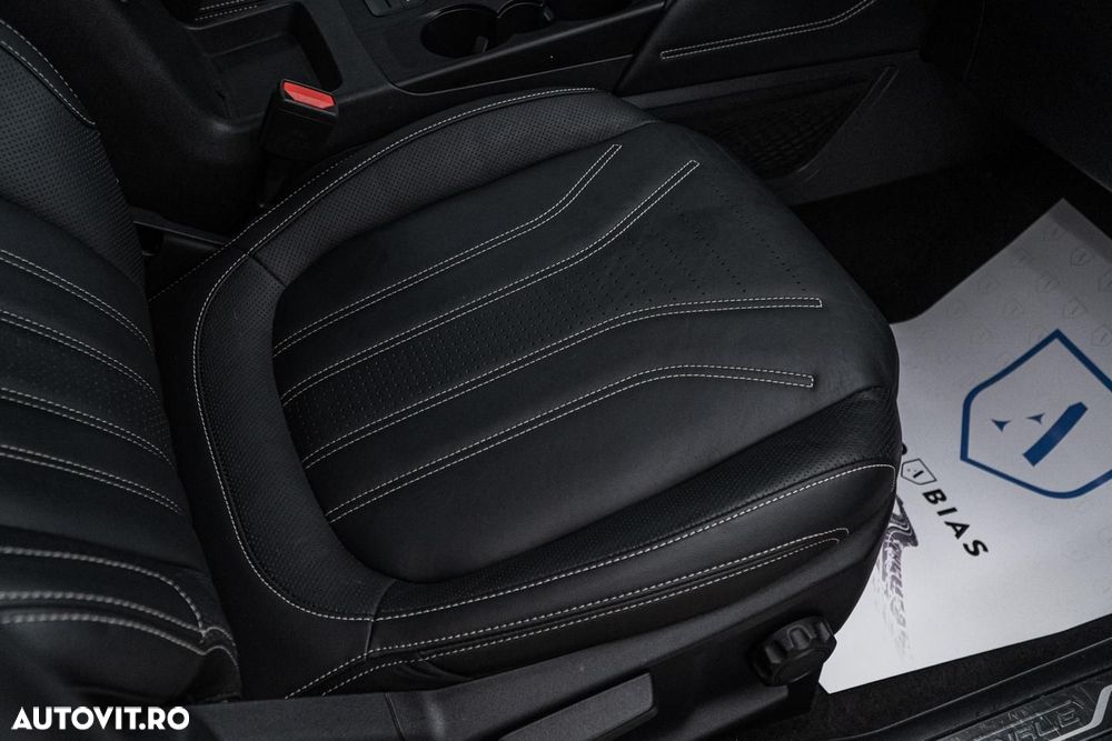 Ford Kuga 2.5 Duratec PHEV Vignale - 39