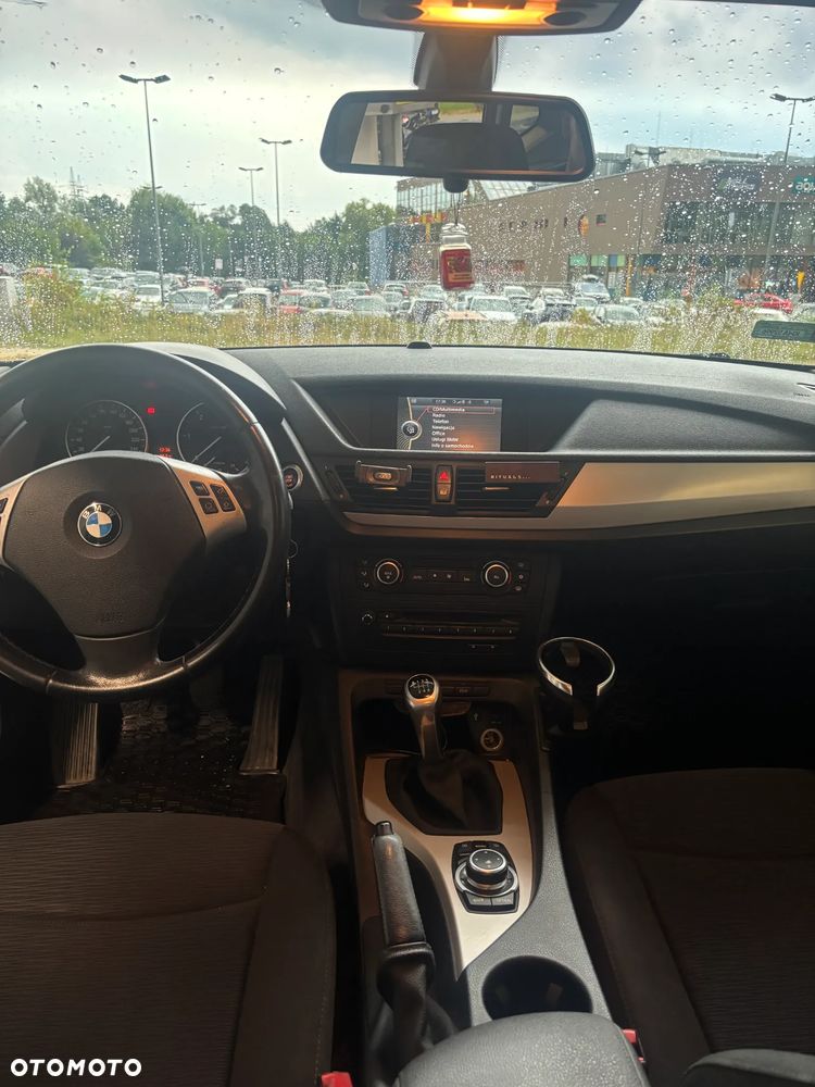 BMW X1 sDrive18d xLine - 4