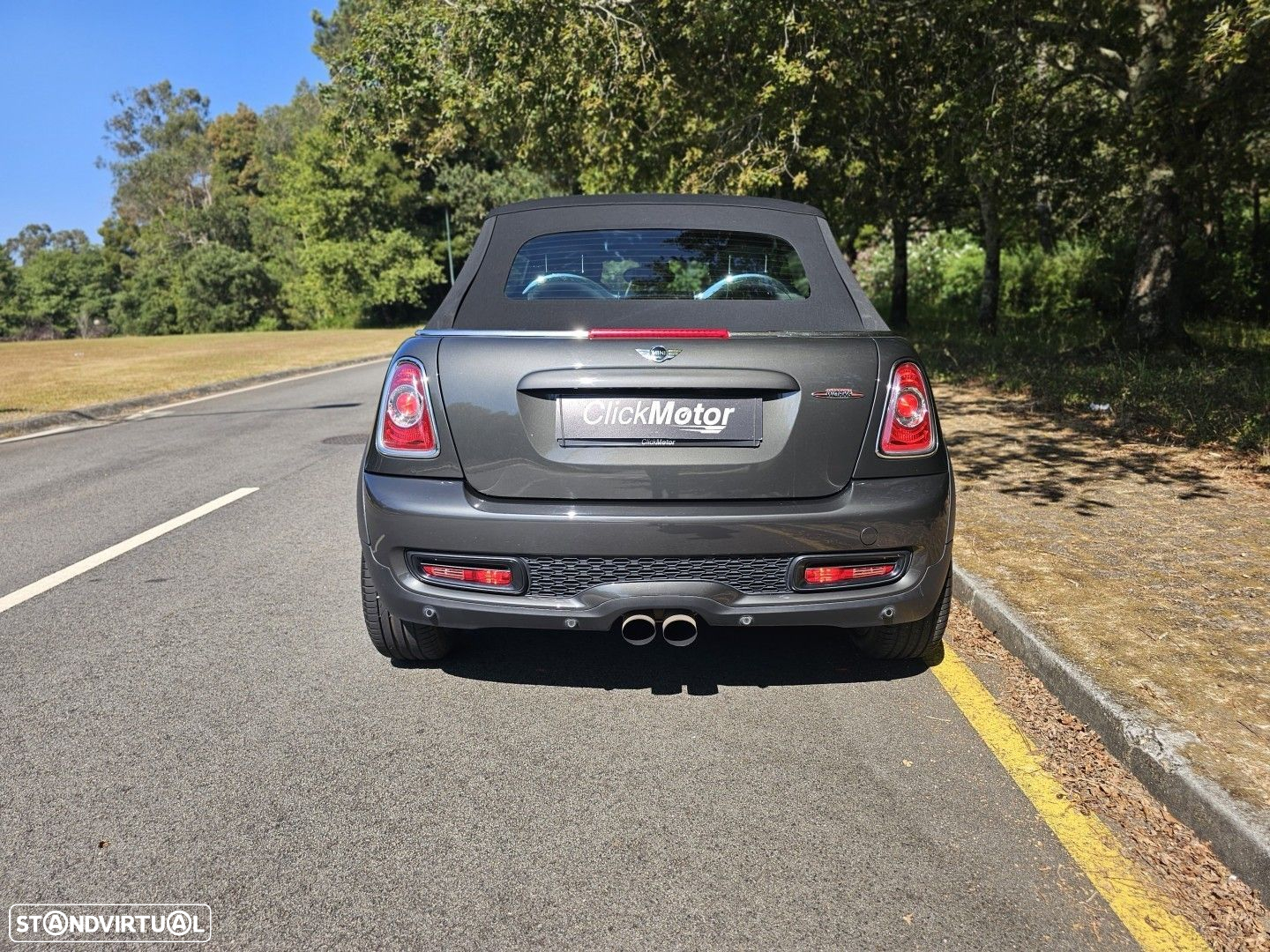 MINI Cabrio John Cooper Works - 24