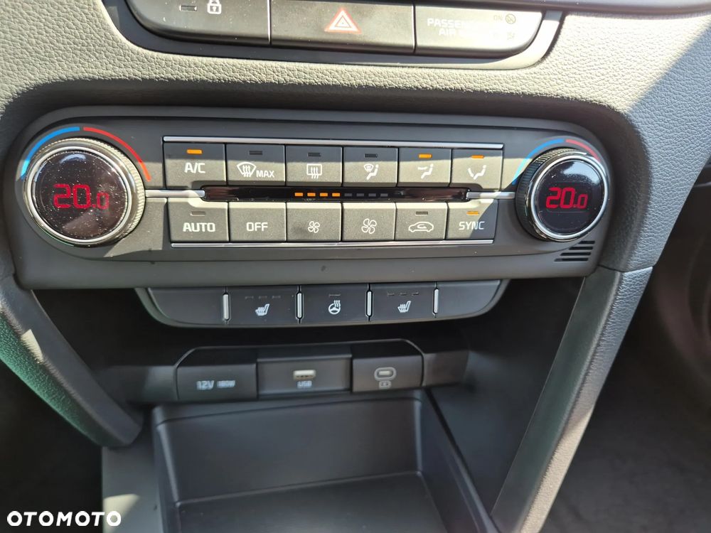 Kia XCeed 1.5 T-GDI M DCT - 23