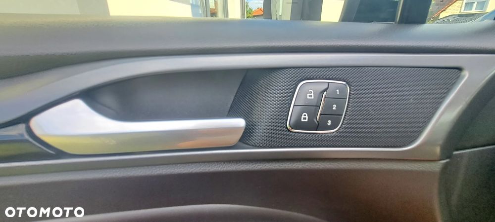 Ford Mondeo 2.0 TDCi ST-Line PowerShift - 11