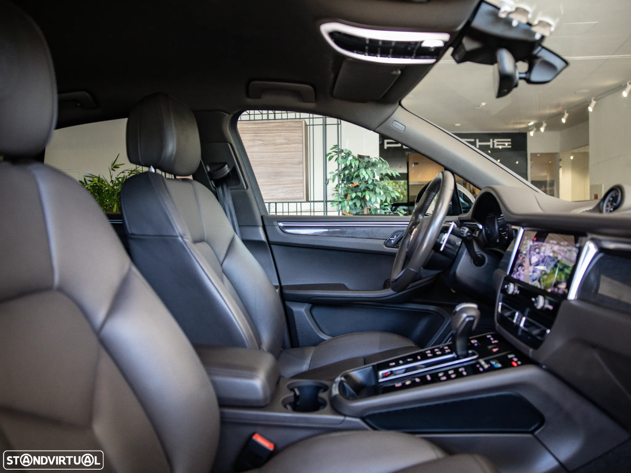 Porsche Macan Standard - 45