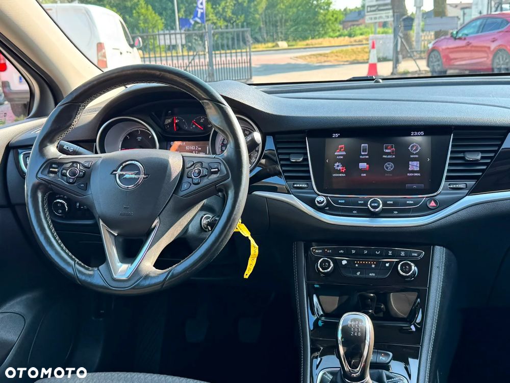 Opel Astra - 18