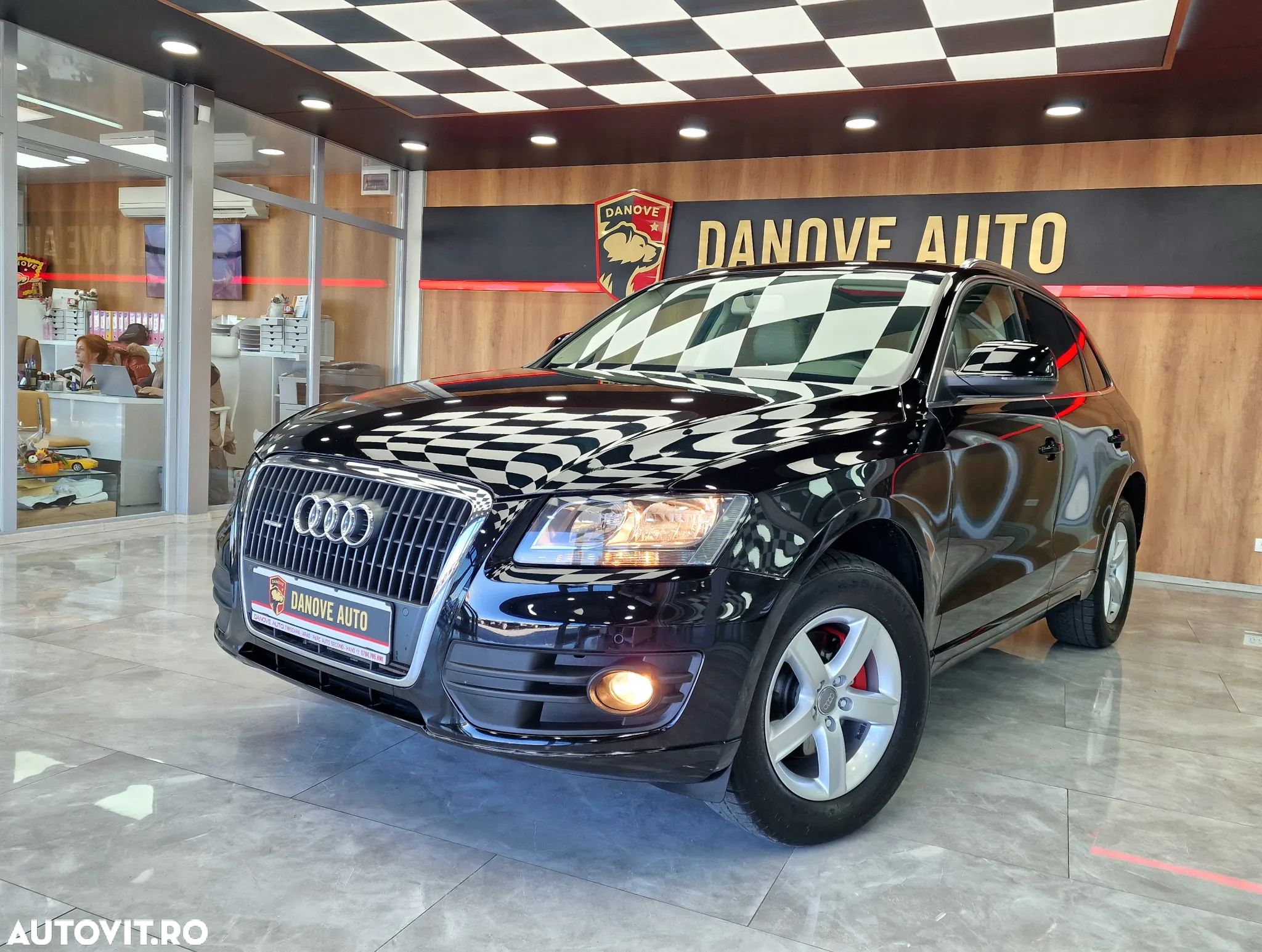 Audi Q5 2.0 TDI Quattro Stronic - 1