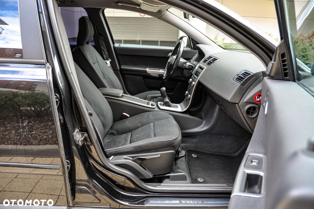 Volvo V50 - 12