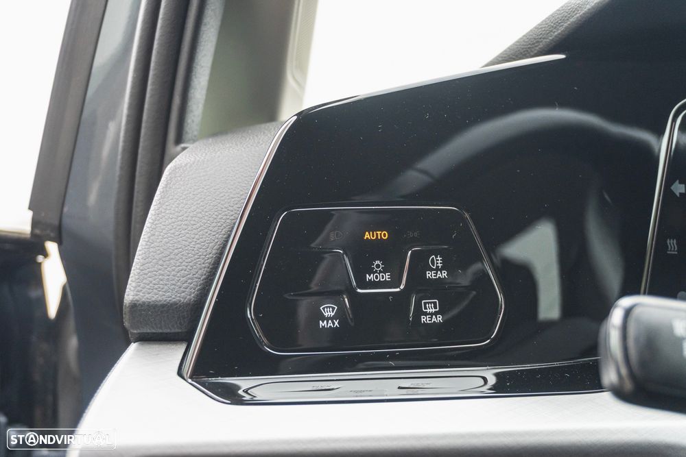 VW Golf 2.0 TDI SCR DSG Life - 16