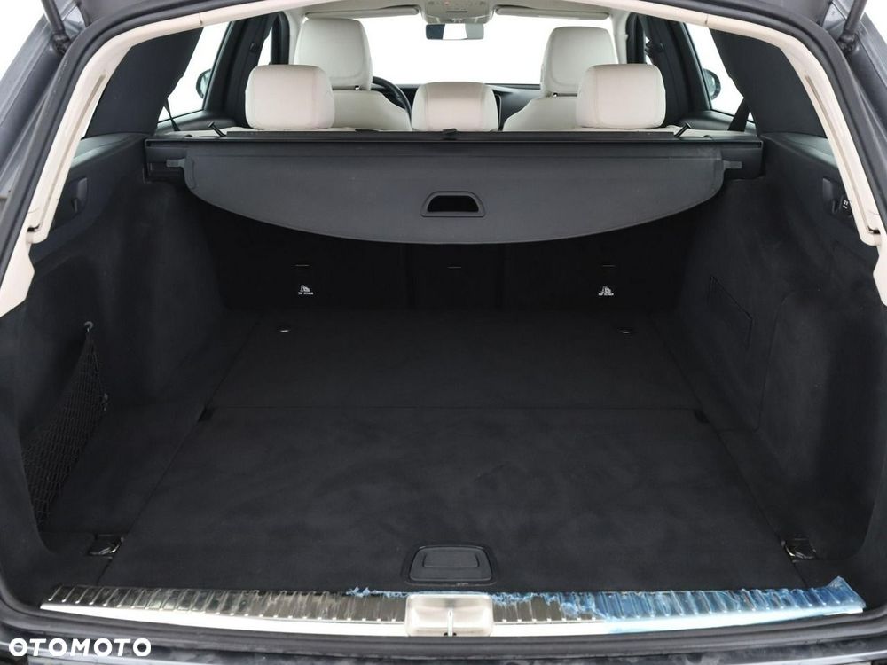 Mercedes-Benz Klasa E 220 d 4-Matic All-Terrain - 21