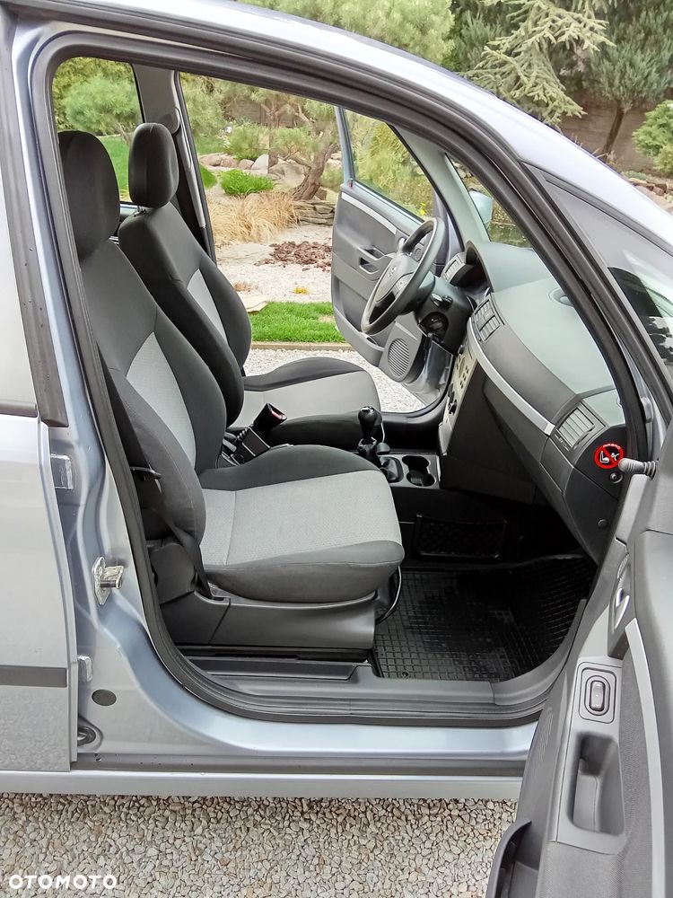 Opel Meriva 1.6 Enjoy - 19