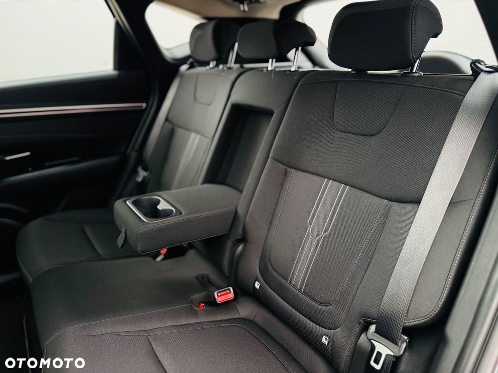 Hyundai Tucson 1.6 CRDi 48V-Hybrid 2WD DCT Select - 32