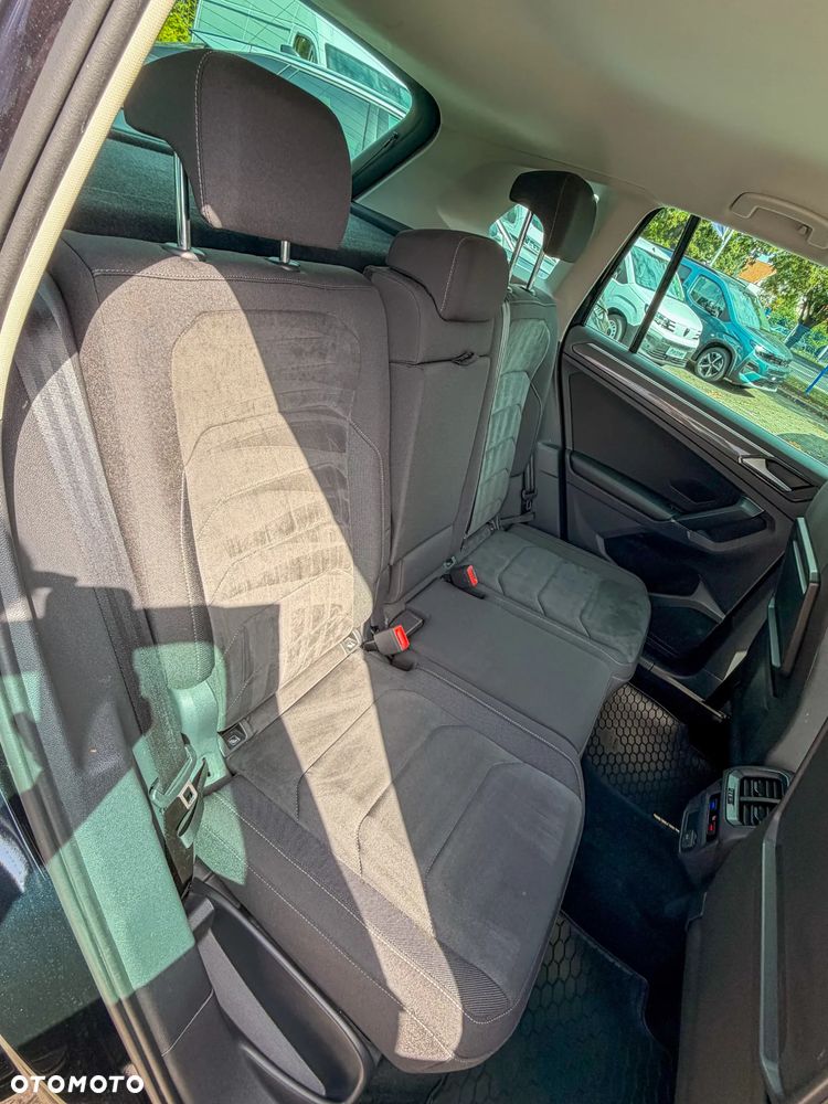 Volkswagen Tiguan - 17