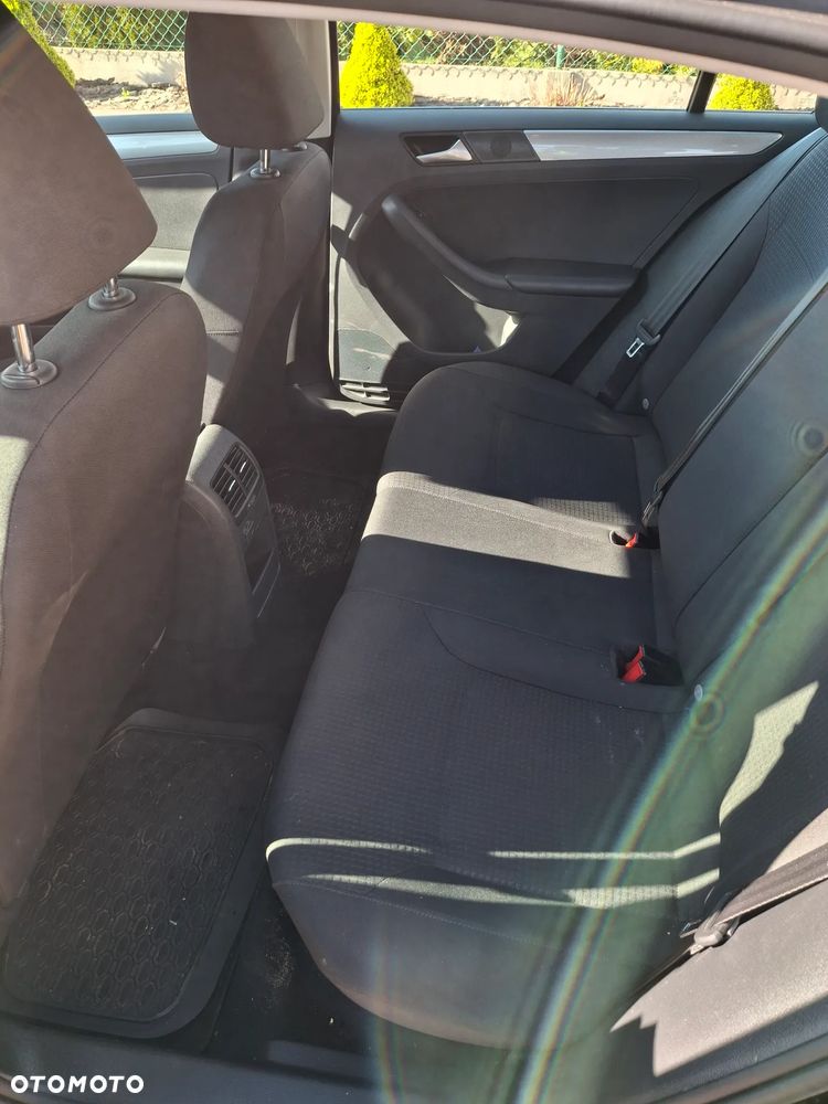 Volkswagen Jetta 2.0 TDI DPF BMT Comfortline - 25