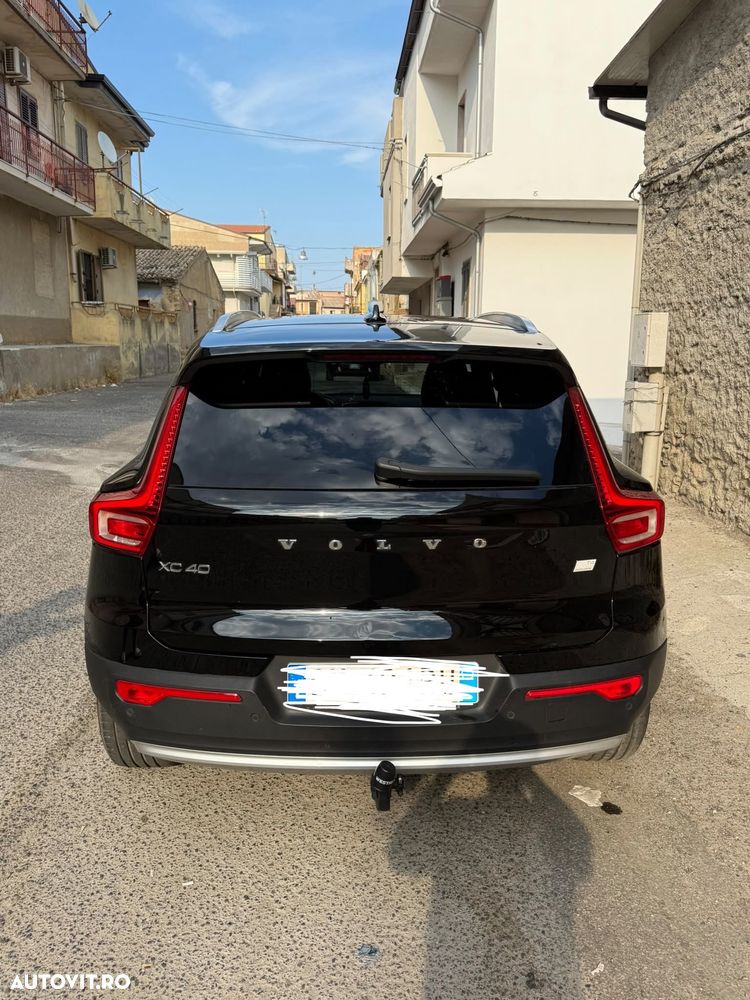 Volvo XC 40 - 4