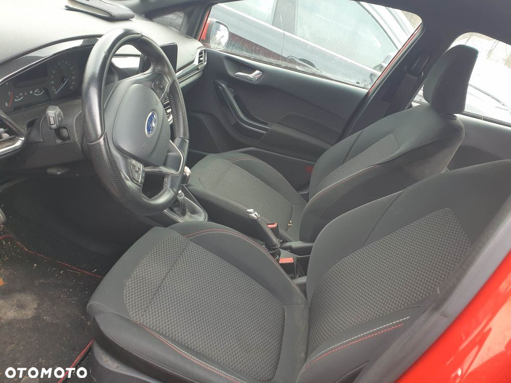 Ford Fiesta 1.0 EcoBoost S&S ST-LINE - 11